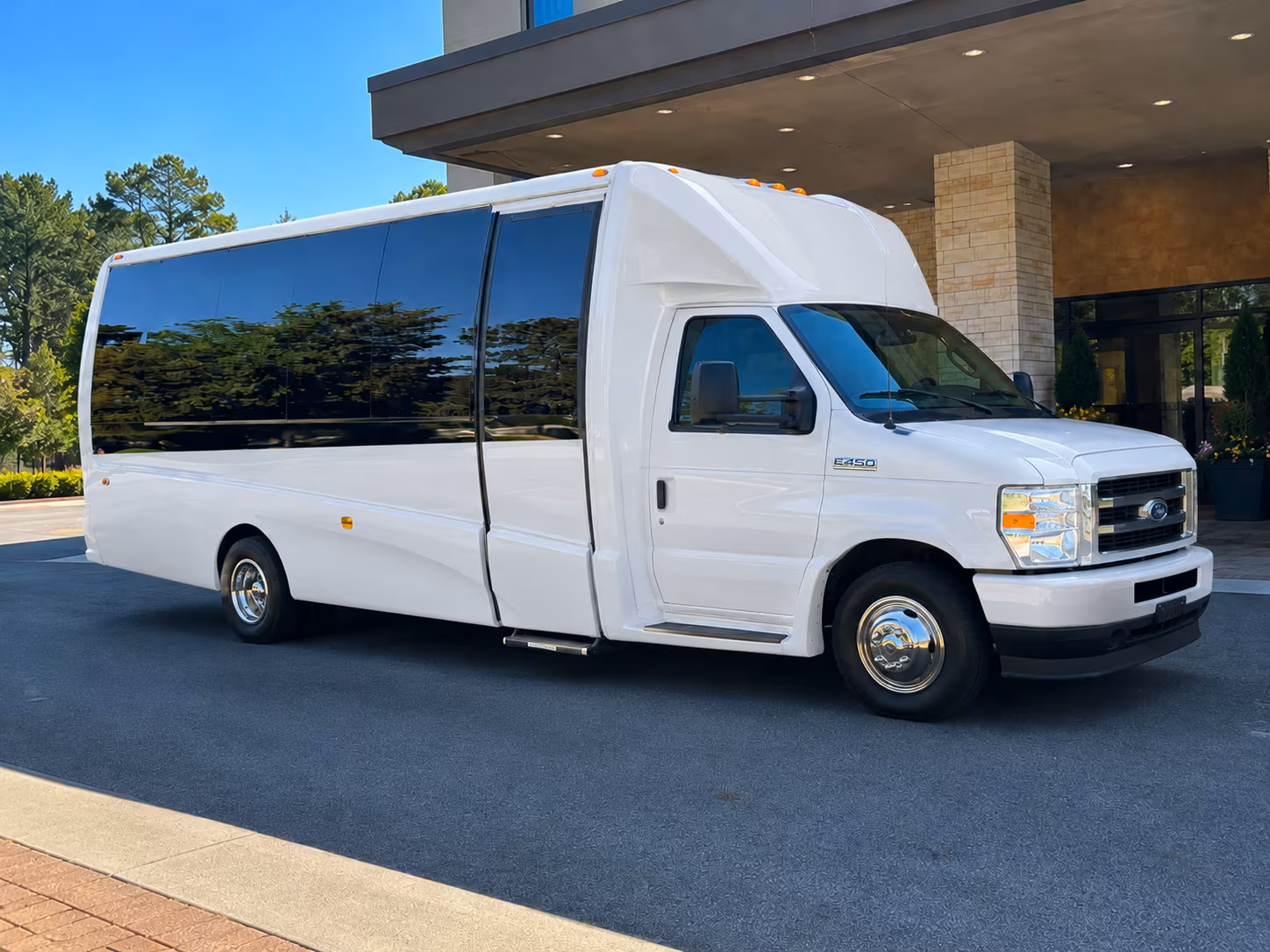 bus rentals for bands performers and touring groups based in san clemente