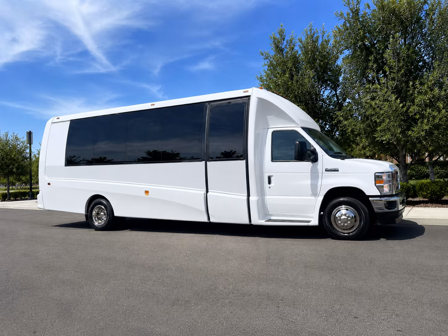 find the perfect transportation for your next corporate event 3