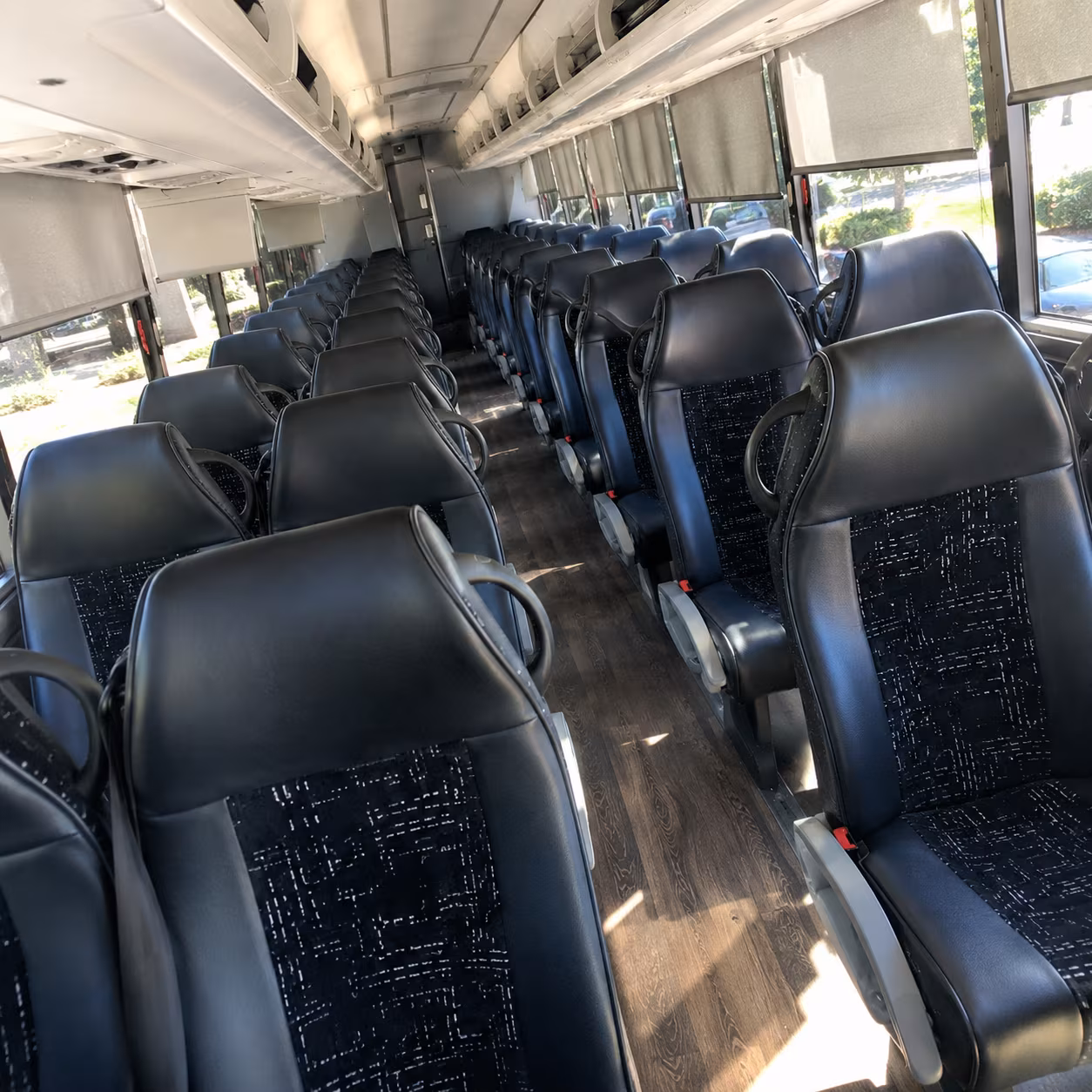 sunday worship shuttle buses for san clemente congregations